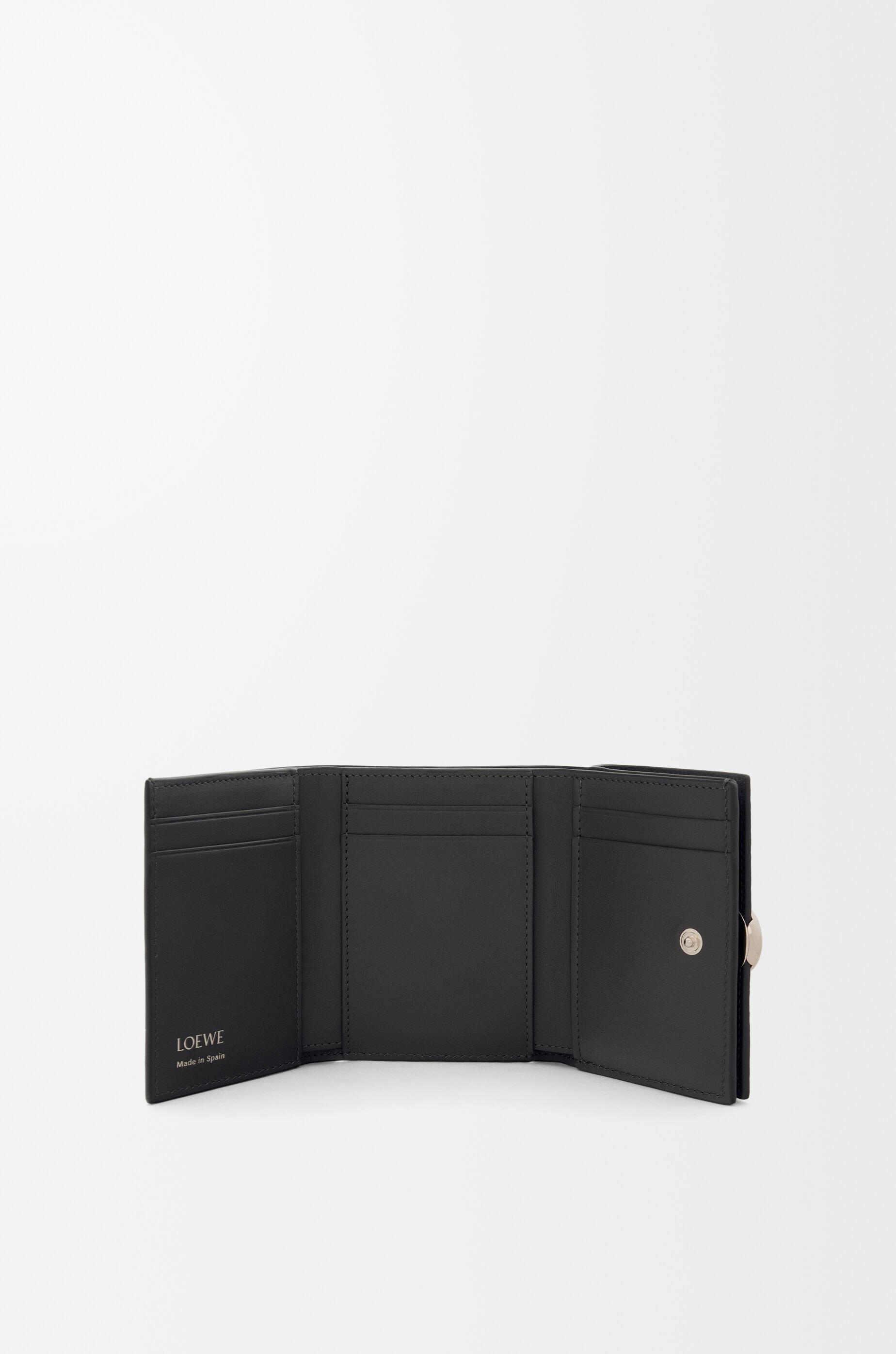 LOEWE ロエベ トライフォールドウォレット ペブルグレインカーフ ペブル トライフォールド ウォレット（ペブルグレインカーフ