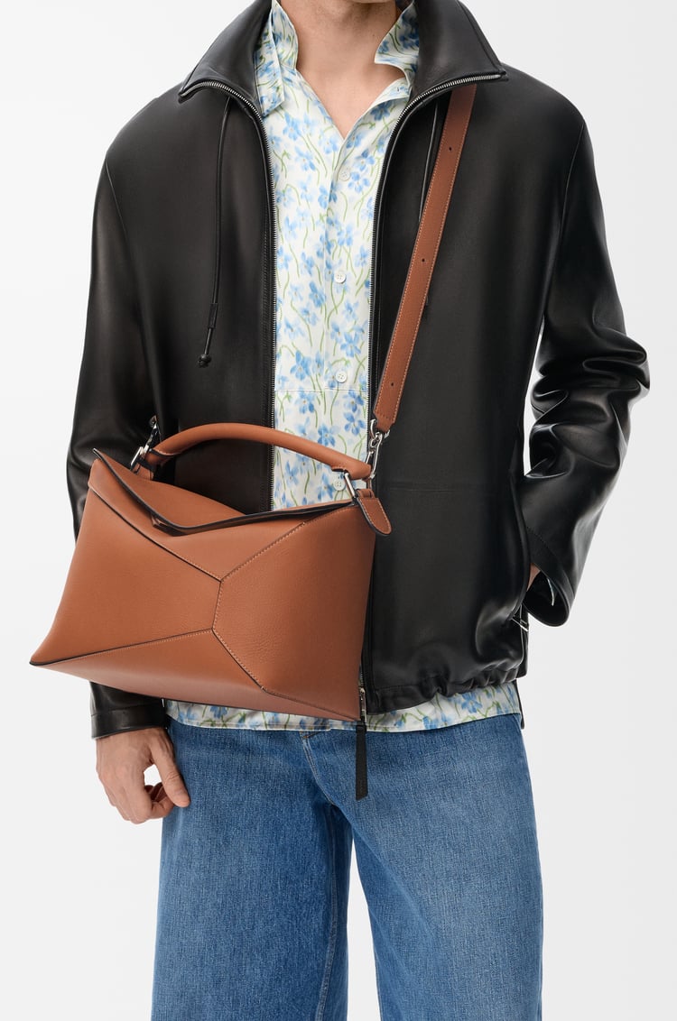 LOEWE パズルエッジ バッグ ラージ（クラシックカーフ） タン