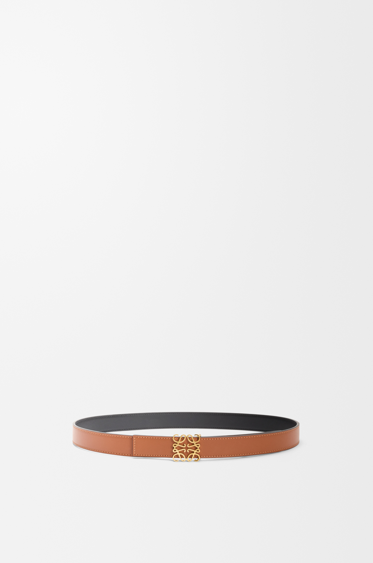 LOEWE Cinturón reversible Anagram en piel de ternera lisa Bronceado/Negro/Dorado