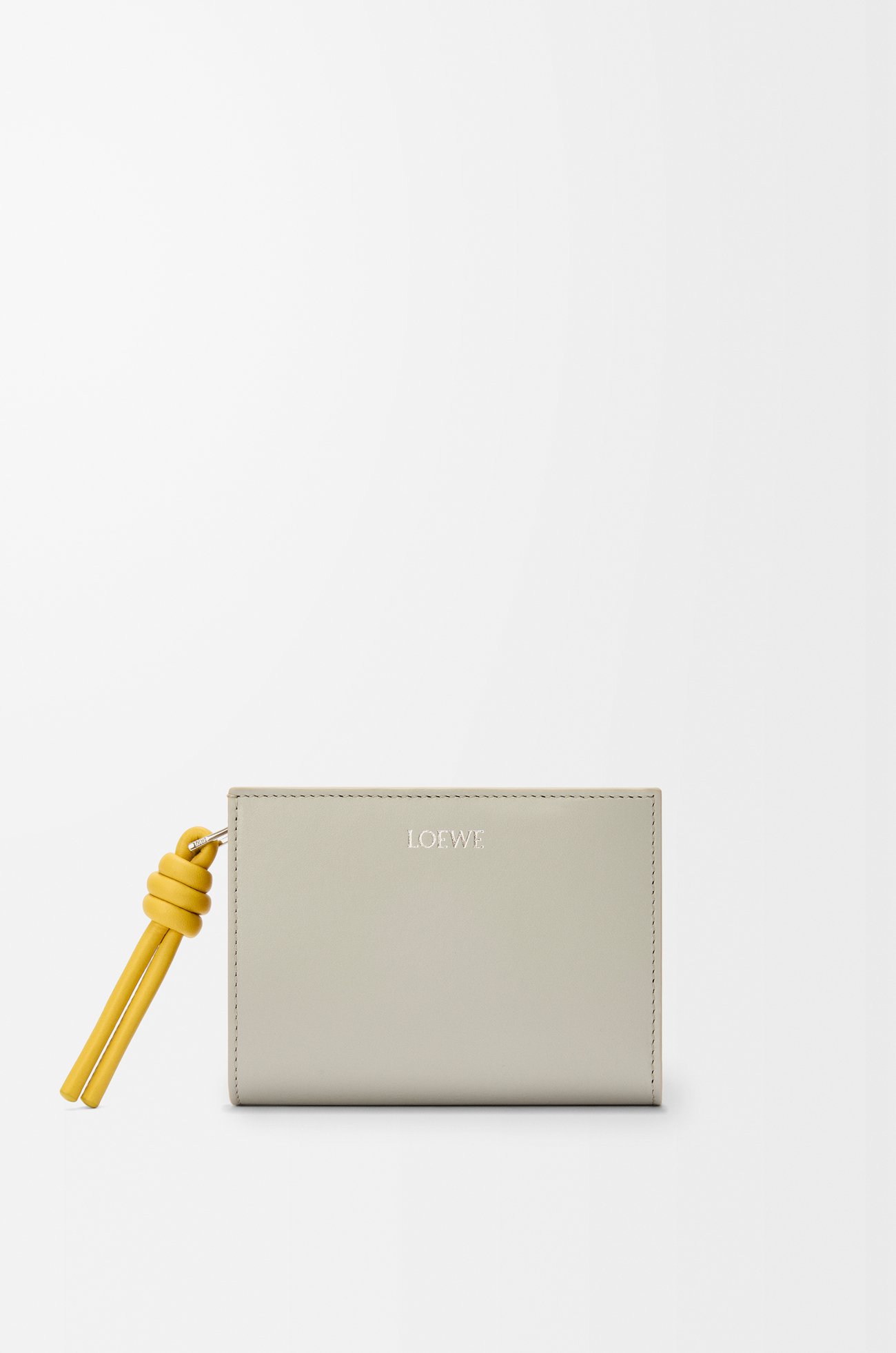 LOEWE 亮面纳帕牛皮革绳结紧凑钱包 贝壳灰/蒲公英色