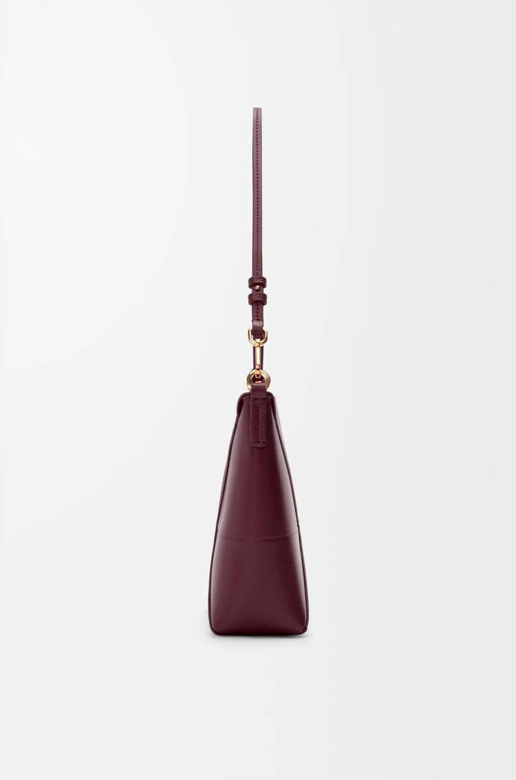 LOEWE Puzzle Fold pouch en cuir de veau nappa brillant Bordeaux Foncé
