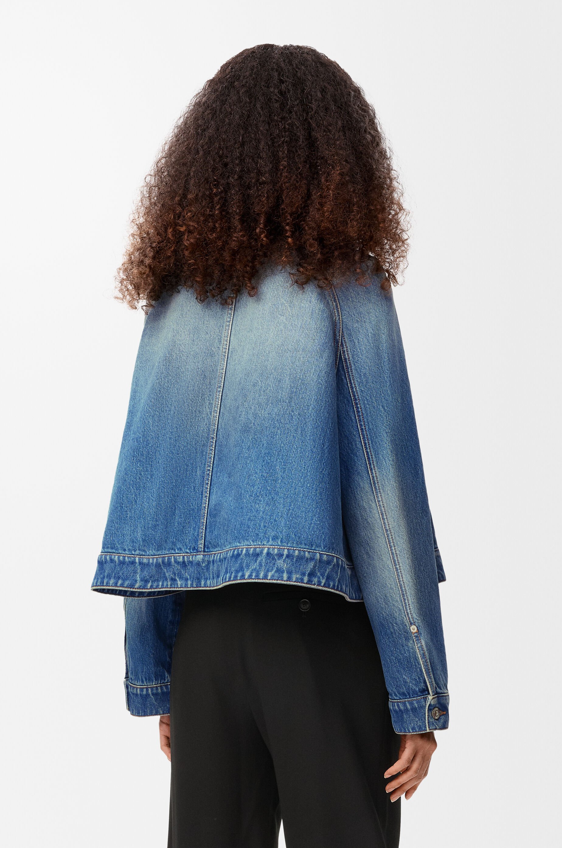 25SS◆関送込【LOEWE】トラペーズ*ナパラム*ショート*ジャケット ドレープ ジャケット（ナパラム） ブラック - LOEWE
