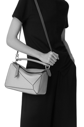 LOEWE Small Puzzle bag in classic calfskin Ochre/Soft White plp_rd