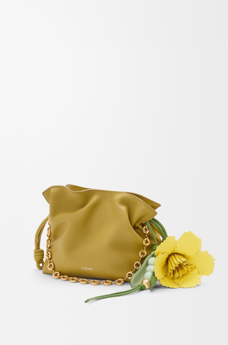 LOEWE Pea pod charm in classic calfskin Spring Green/Spring Jade
