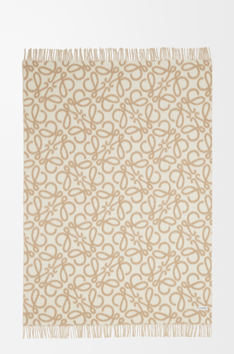 LOEWE Manta Anagram en alpaca y lana Beige/Blanco