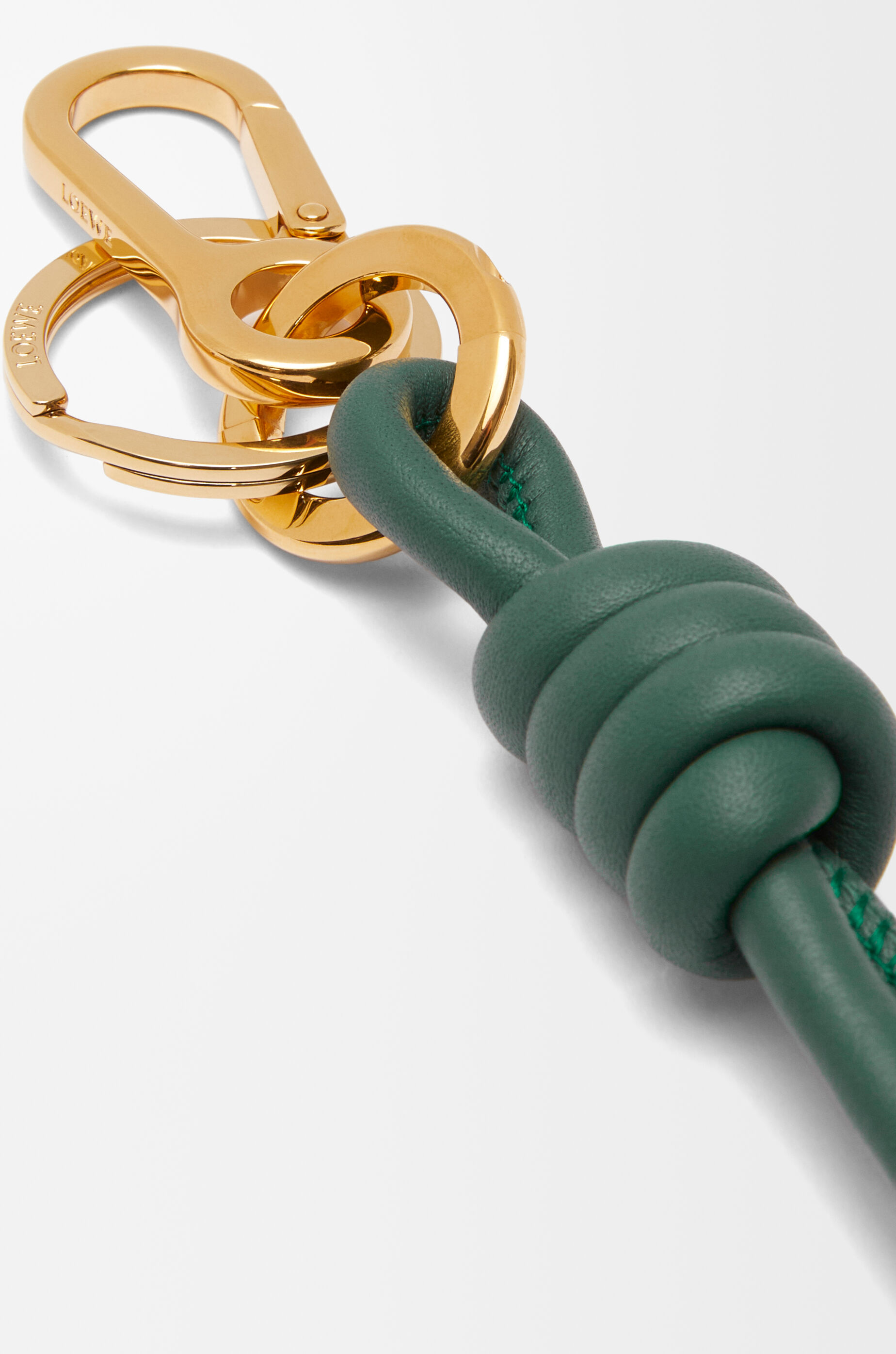 LOEWE☆ノットチャーム(クラシックカーフ)トロピカルグリーン ノット チャーム(クラシックカーフ) グリーン - LOEWE