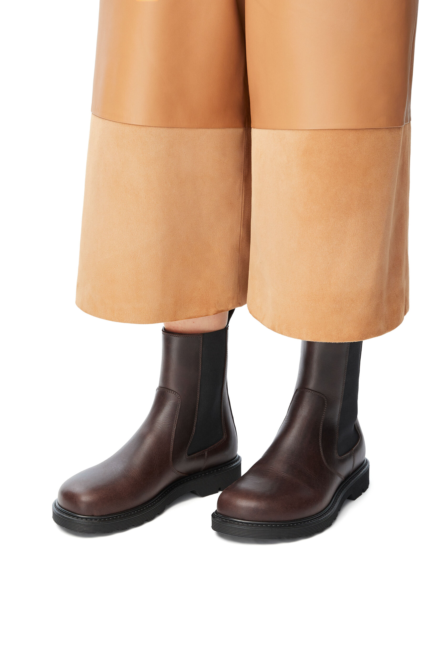 Loewe chelsea boots store