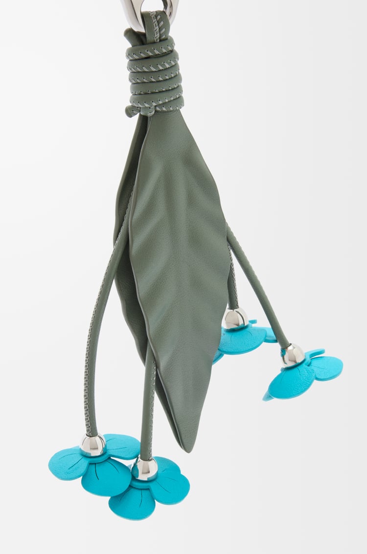 LOEWE Strawberry flower charm in classic calfskin Turquoise/Green