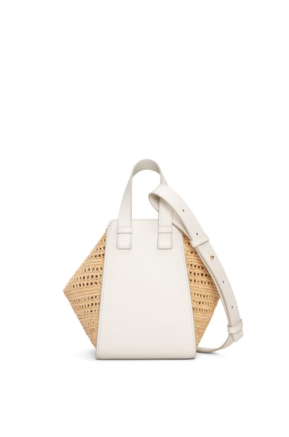 LOEWE Compact Hammock bag in raffia and calfskin Soft White/Natural plp_rd