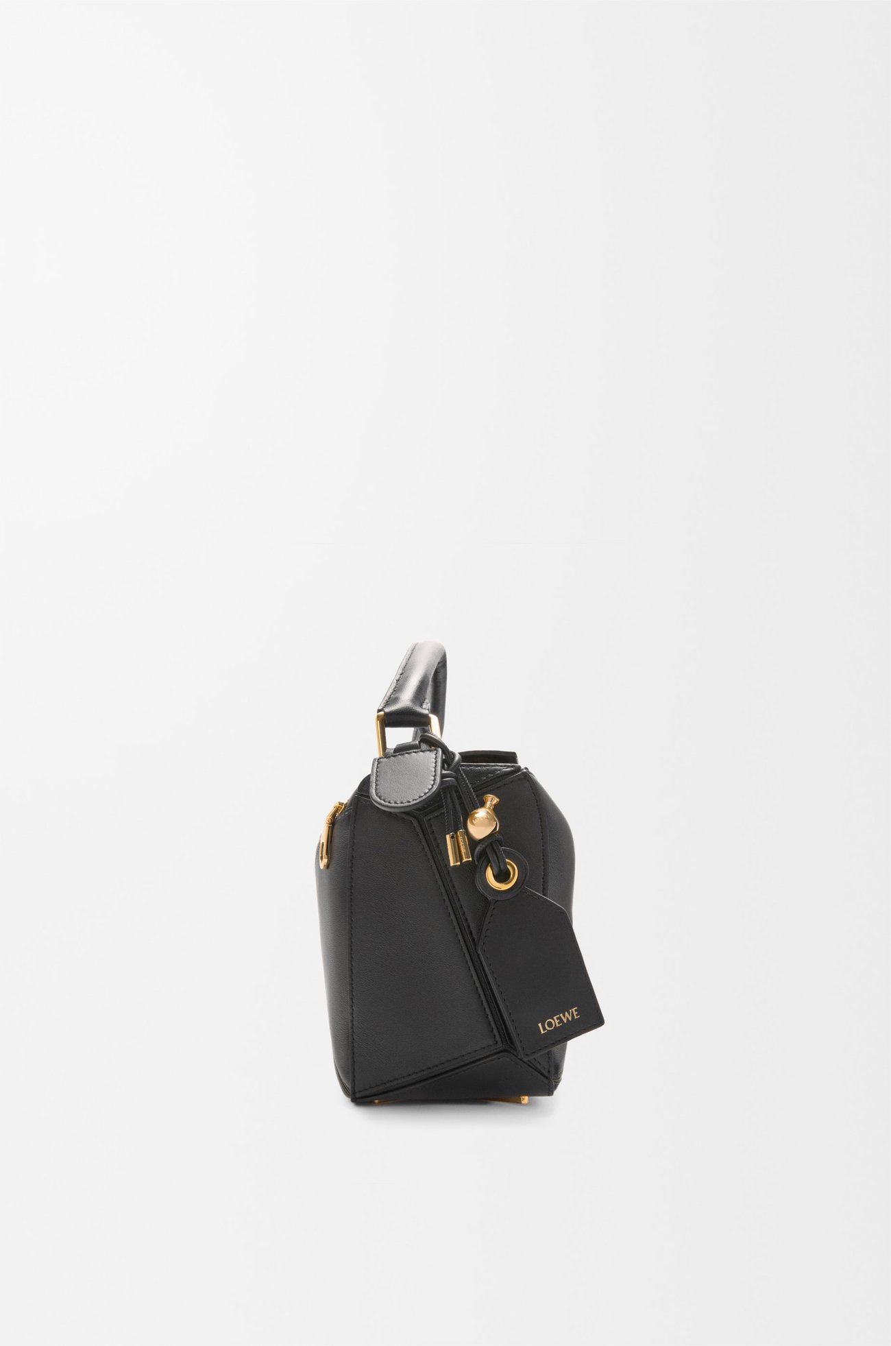 LOEWE Bolso Featherlight Puzzle pequeño en piel napa de cordero Negro plp_rd