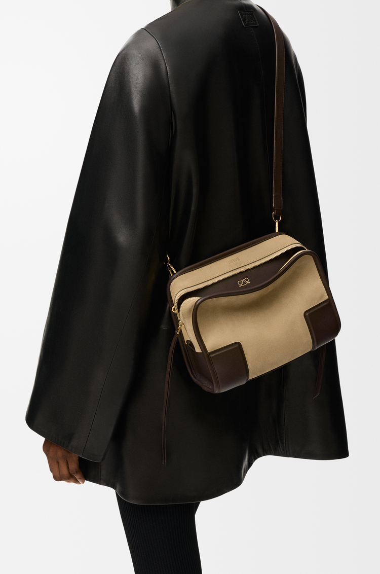 LOEWE Petit sac Amazona 180 en cuir velours Oro/Chocolat