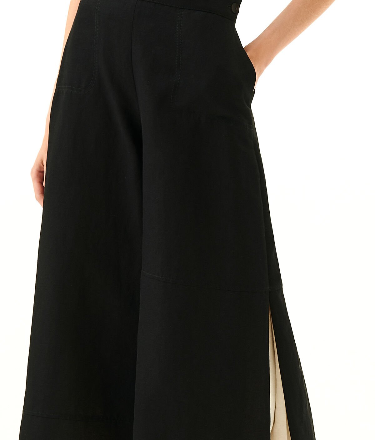 white culotte trousers