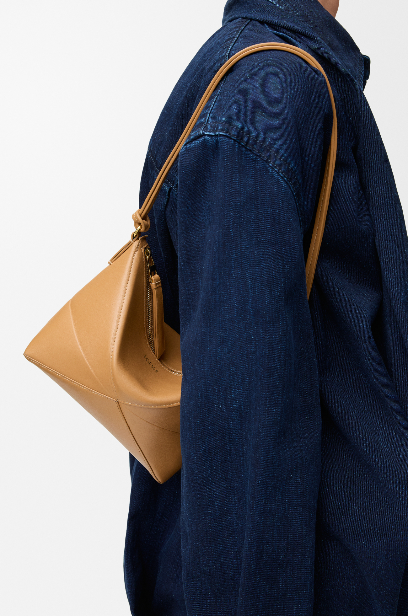 LOEWE Puzzle Fold pouch in shiny nappa calfskin Warm Desert