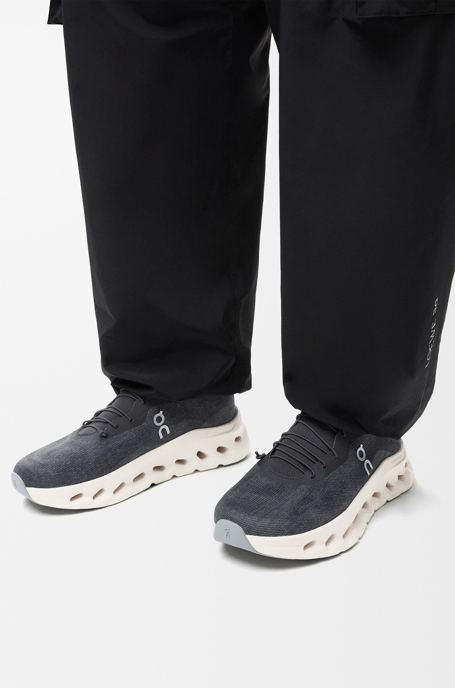 クラウドティルト スニーカー グレー - LOEWE