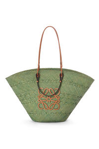 LOEWE Large Anagram Basket bag in iraca palm and calfskin Green/Tan