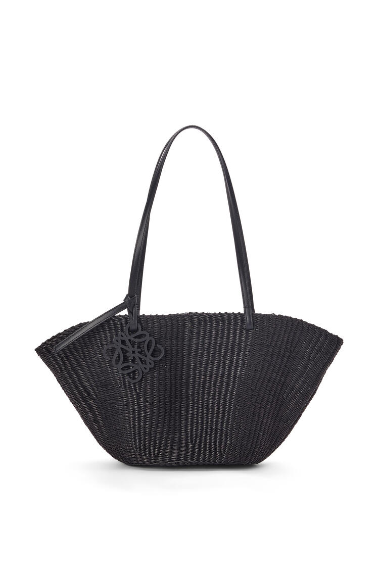 LOEWE Small Shell Basket bag in elephant grass and calfskin Black/Black pdp_rd