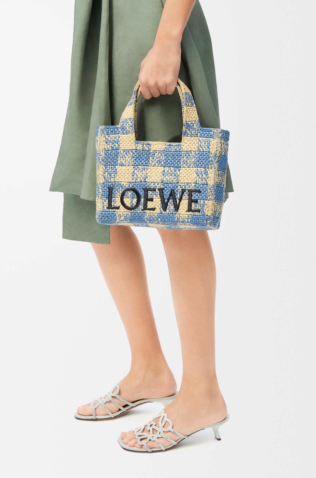LOEWE Small LOEWE Font tote in raffia Natural/Light Blue
