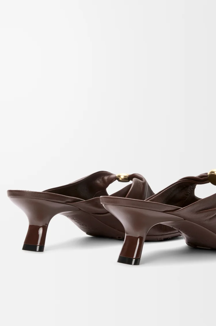 LOEWE Pebble 柔軟納帕小羊皮穆勒鞋 布朗尼色