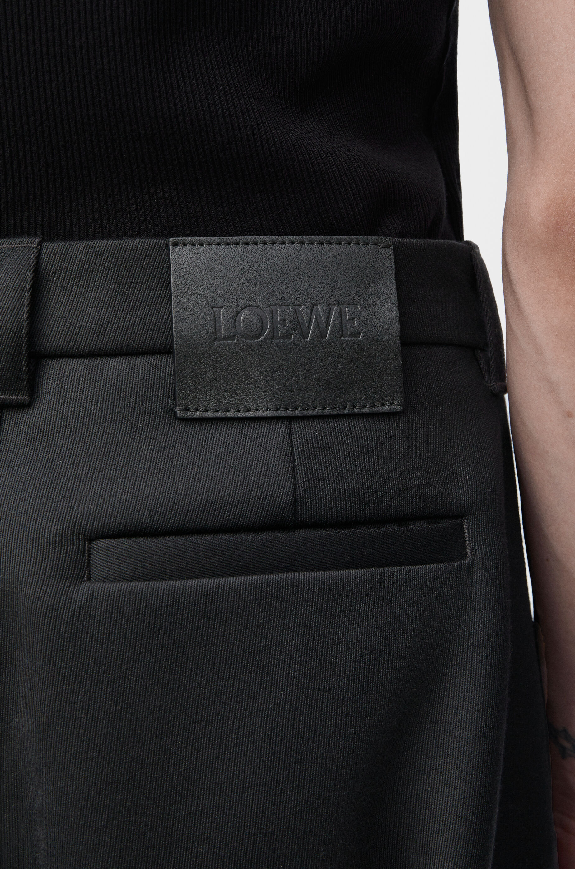カーゴ トラウザーズ(ウール) ブラック - LOEWE カーゴ トラウザーズ(ウール) ブラック - LOEWE