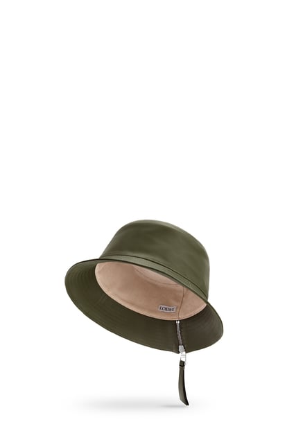 LOEWE Sombrero de pescador en piel napa Verde Caqui plp_rd