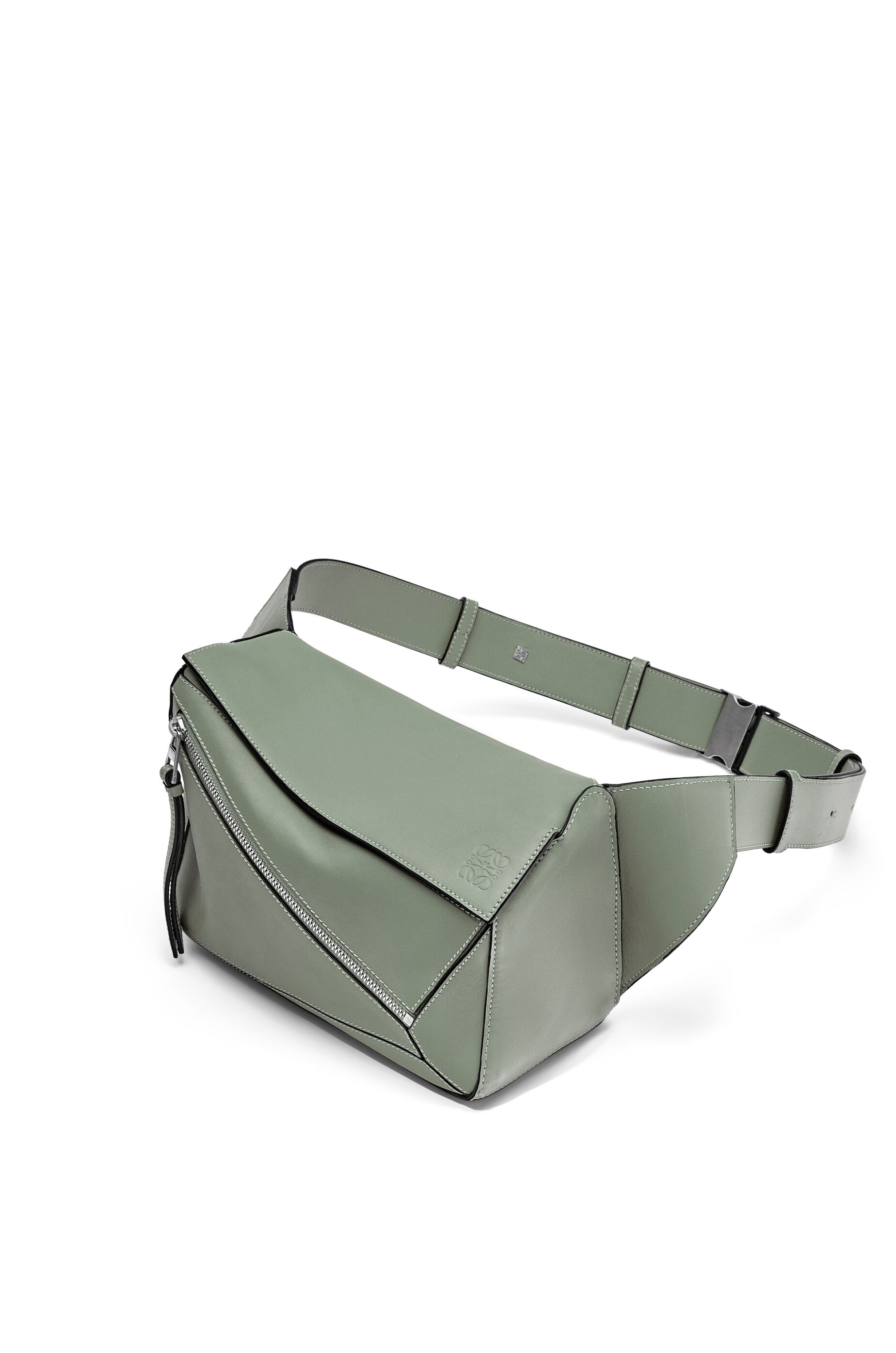 Loewe puzzle 2025 men