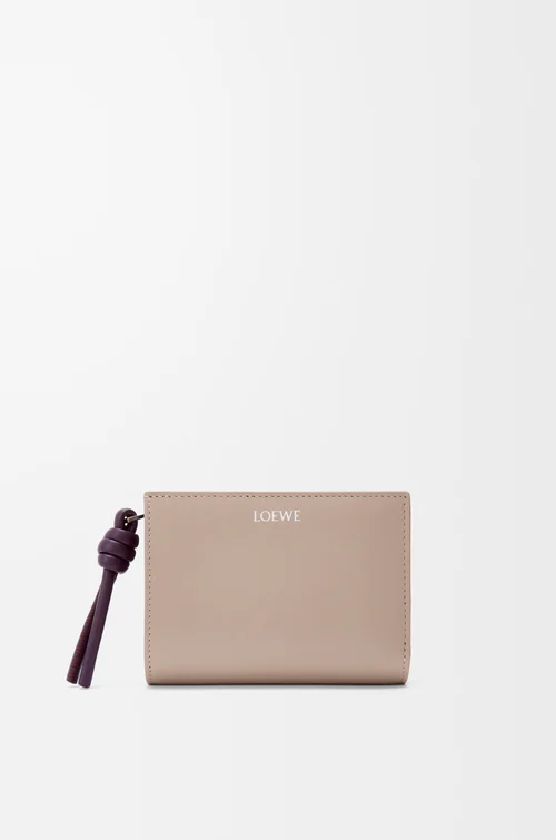LOEWE Knot compact wallet in shiny nappa calfskin Clay/Plum