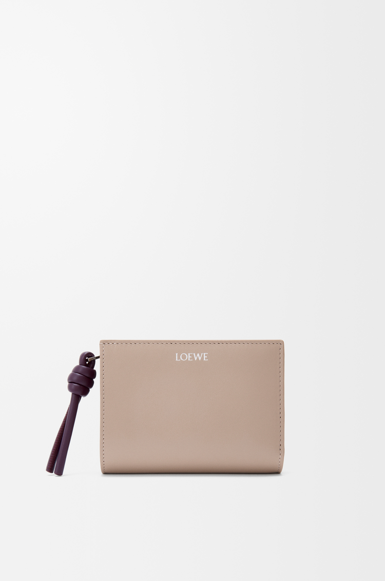 LOEWE Knot compact wallet in shiny nappa calfskin Clay/Plum