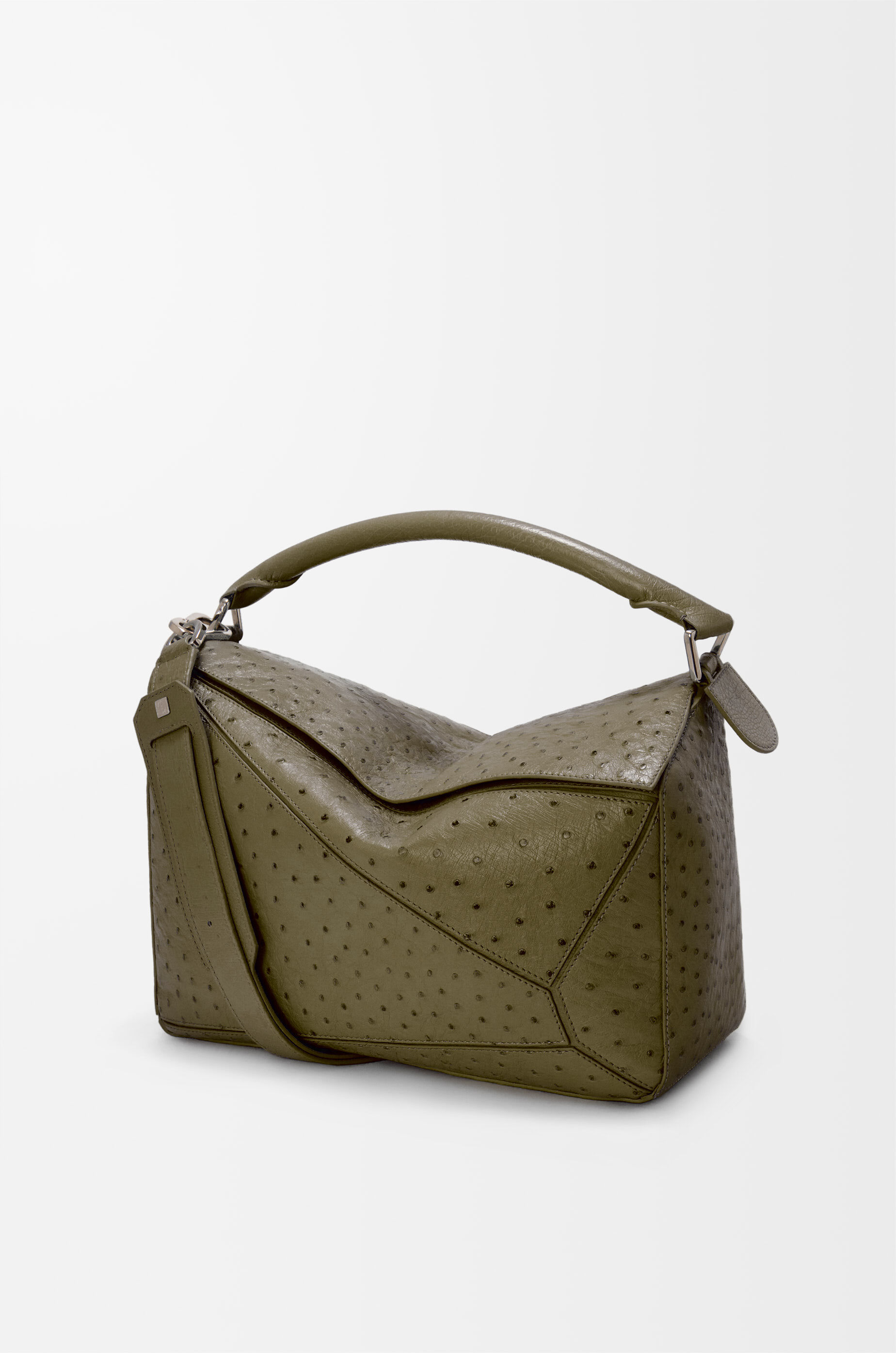 パズルバッグ ラージ（オーストリッチ） グリーン - LOEWE
