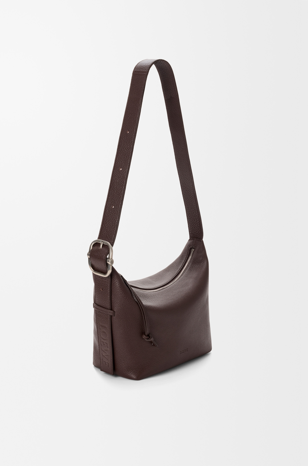 LOEWE ループ ホーボー ミディアム（サプルグレインカーフ） チョコレート