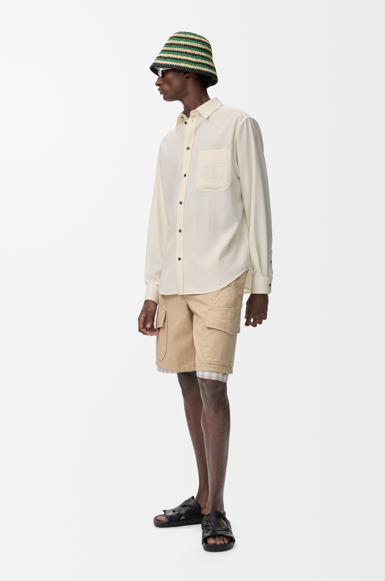 LOEWE Pantalón corto cargo en algodón Arena