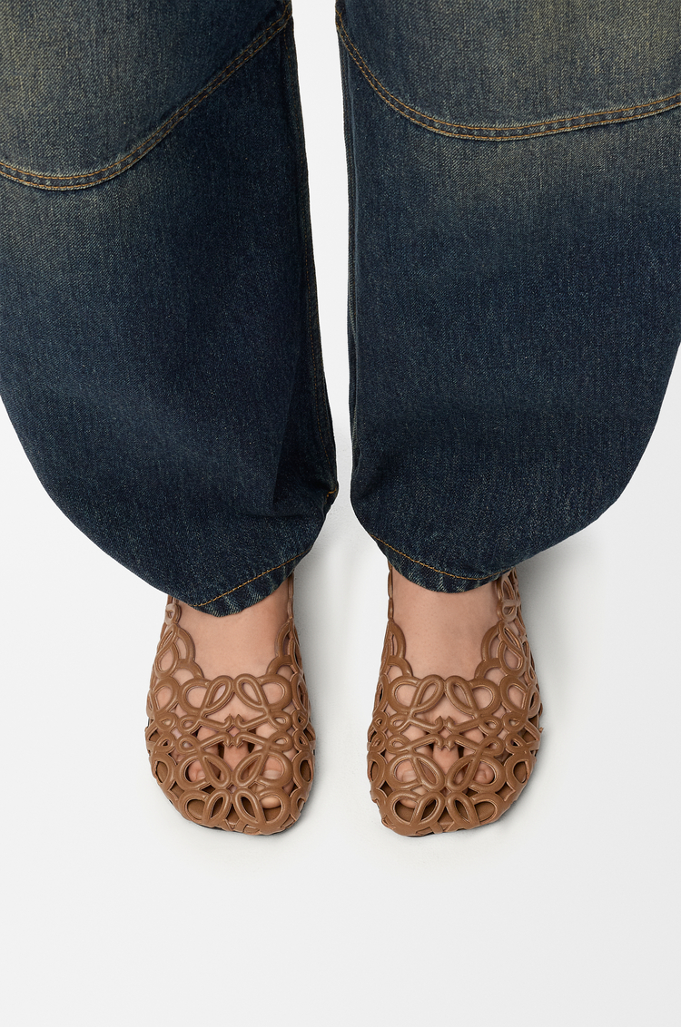 LOEWE Petal Anagram ballerina in lambskin Oak