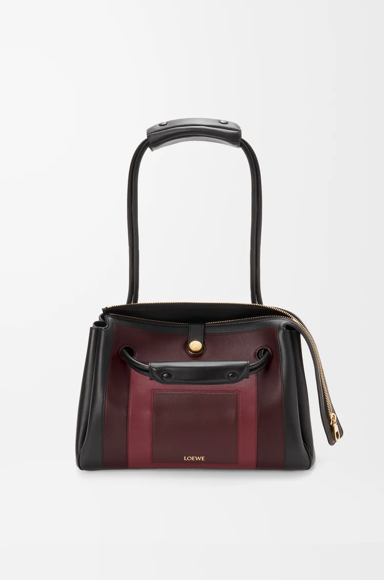 LOEWE マドリードバッグ（サプルカーフ） ブラック/バーガンディー