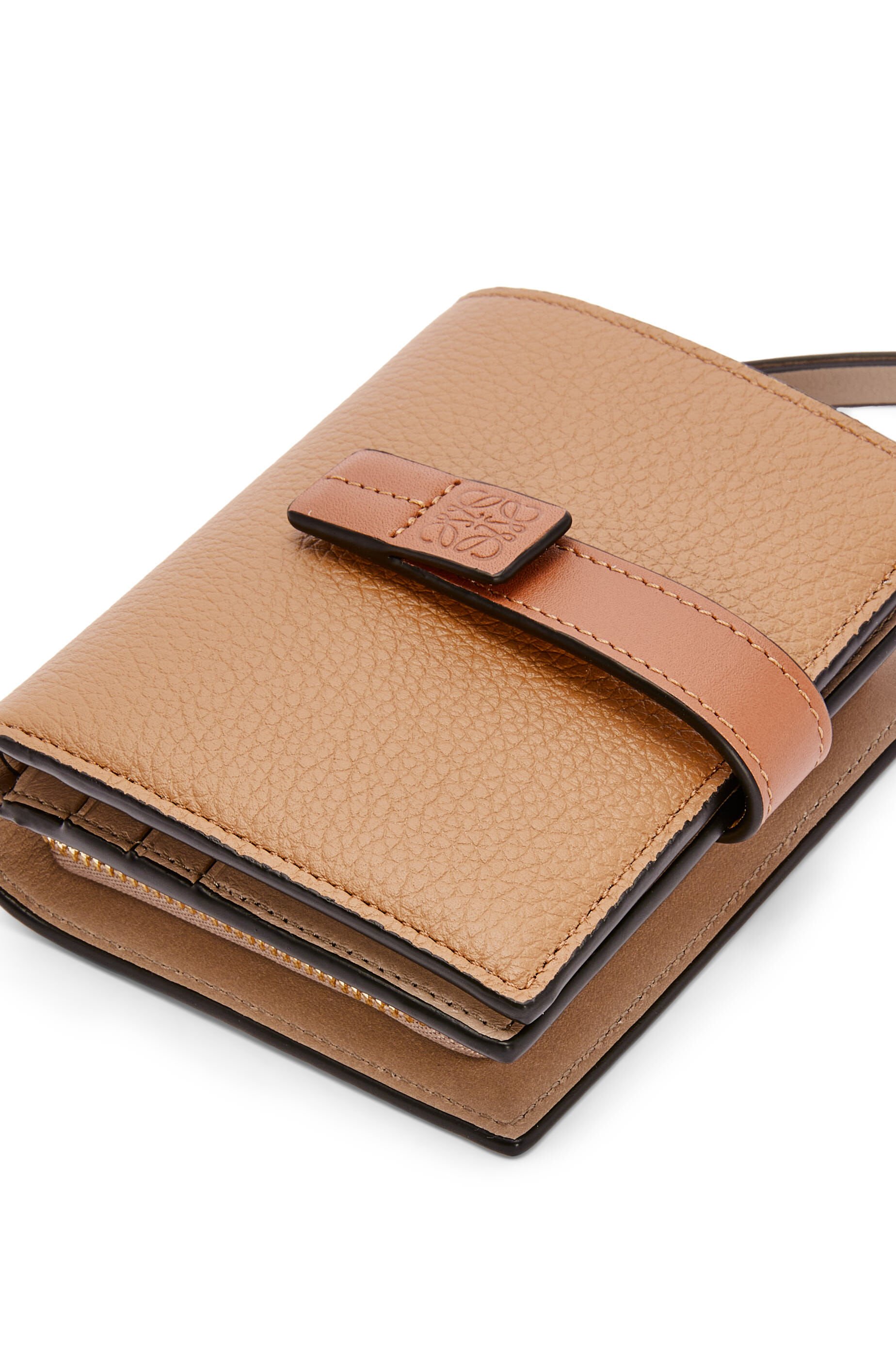 Compact zip wallet in soft grained calfskin Toffee/Tan LOEWE