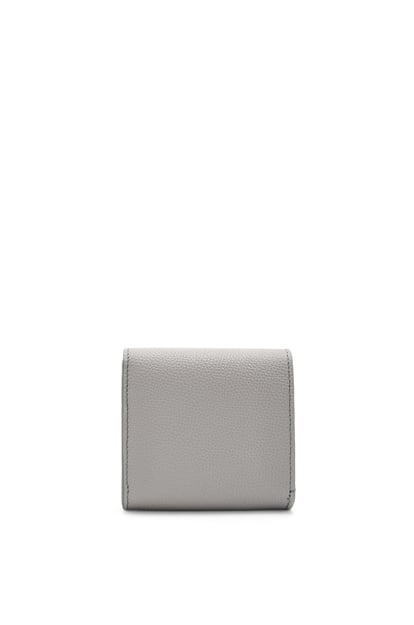 LOEWE Anagram compact flap wallet in pebble grain calfskin Pearl Grey plp_rd