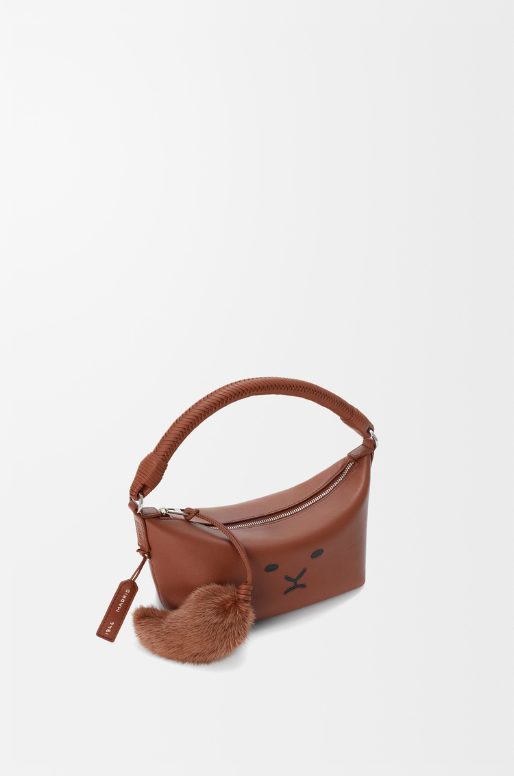 LOEWE Bolso Cala mini en piel napa de cordero suave Pecana
