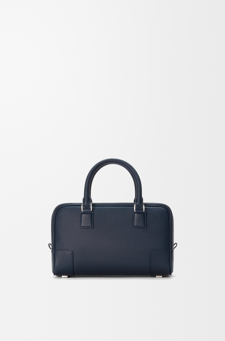 LOEWE 아마조나 23 백 - 소프트 그레인 카프스킨 딥 네이비