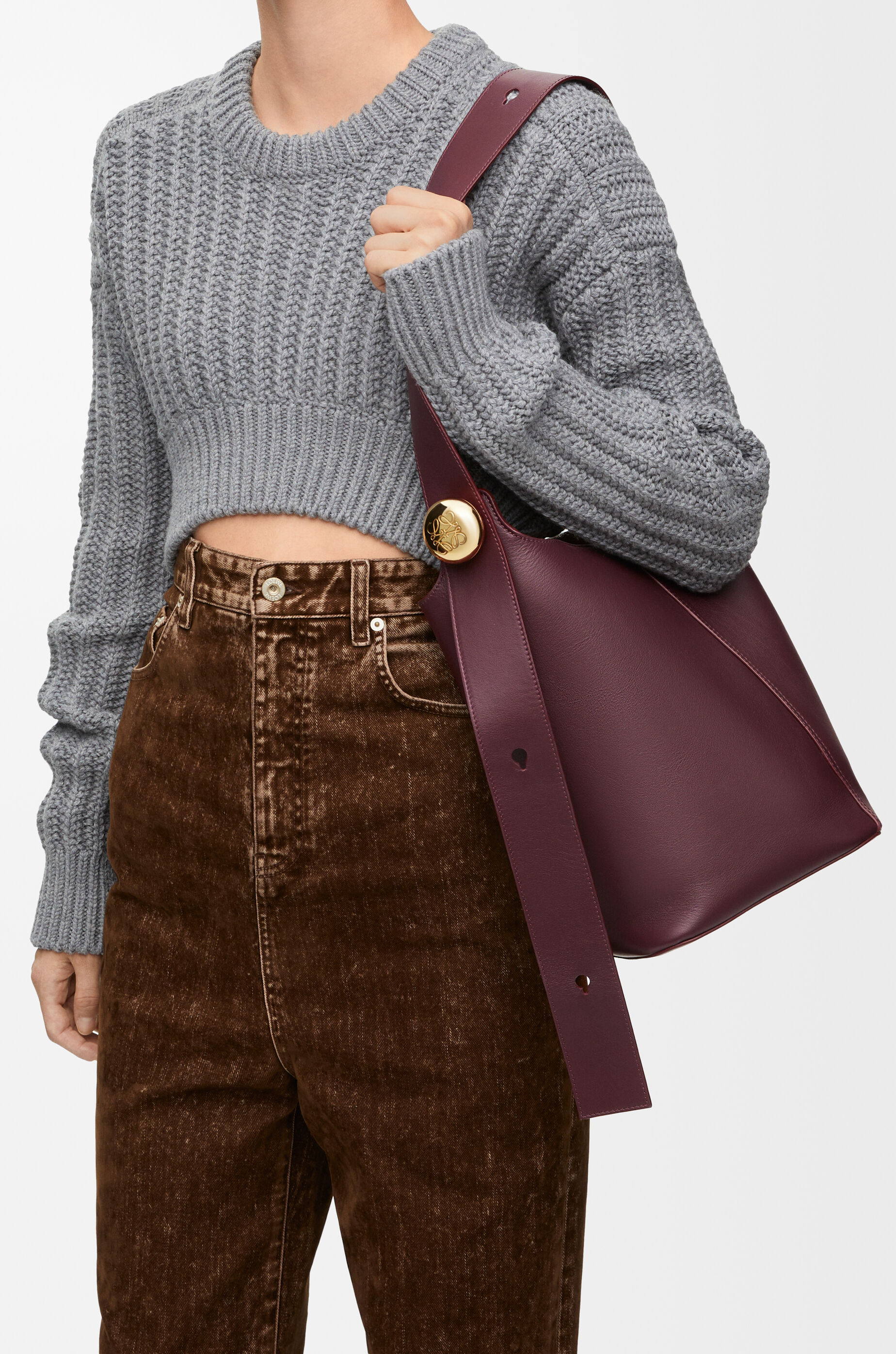 Loewe Pebble Medium Bucket Shoulder Bag
