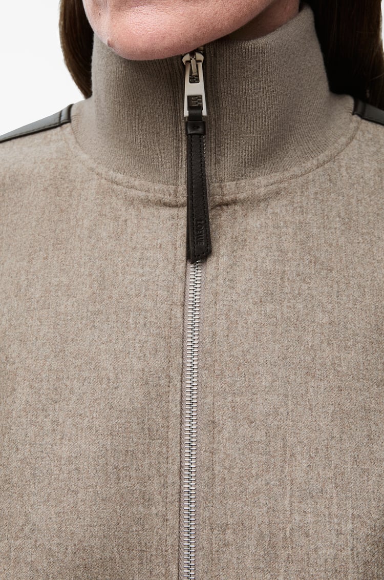 LOEWE Chaqueta de chándal en lana y cashmere Beige