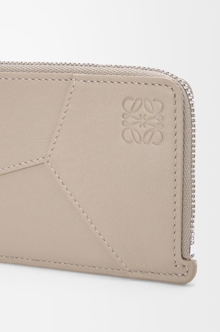 LOEWE 经典牛皮革长款 Puzzle 硬币卡包 麻灰色