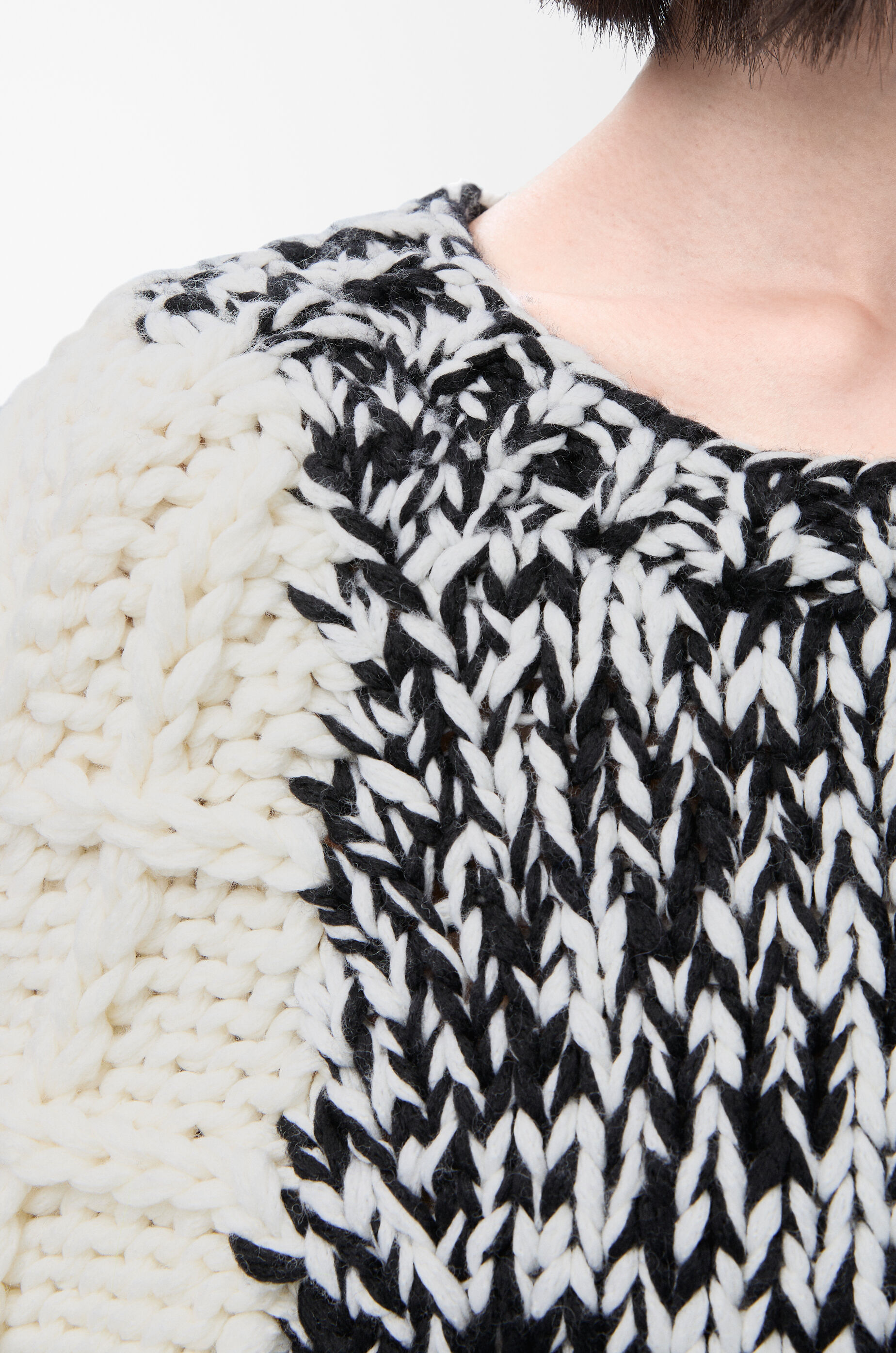 Sweater in wool blend White - LOEWE