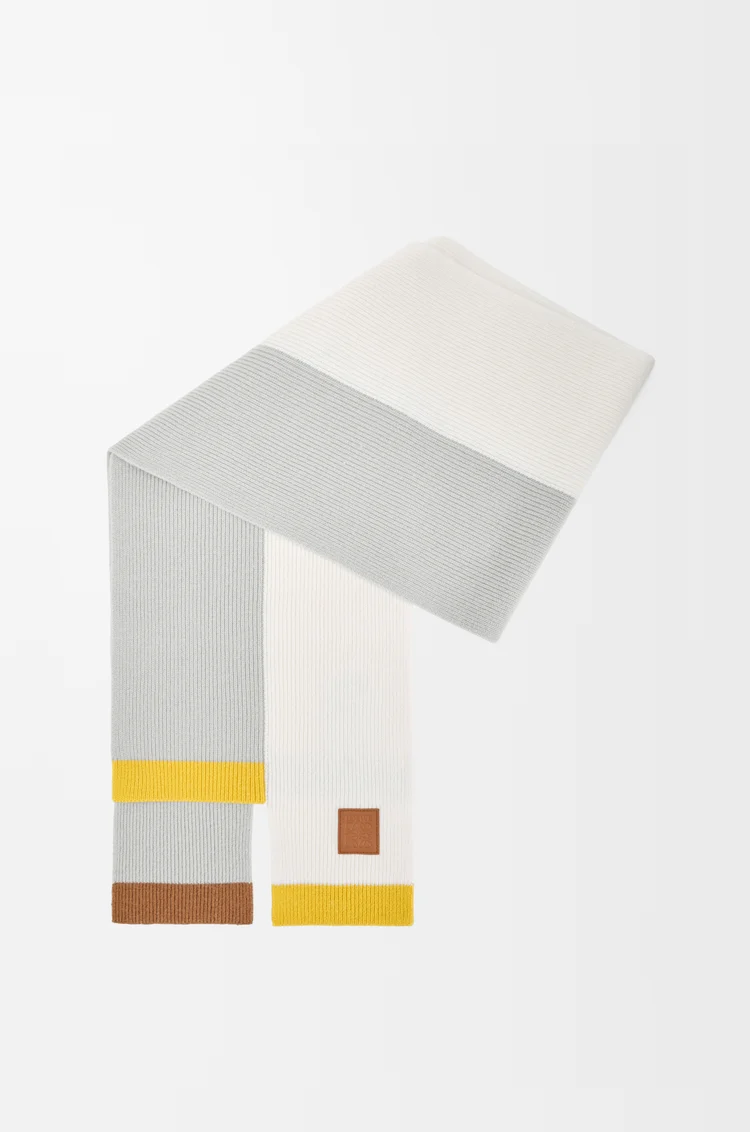 LOEWE アシンメトリー スカーフ（ウール） マスタード/ブロンズ