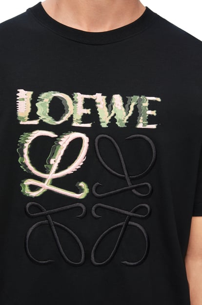LOEWE Camiseta de corte holgado en algodón Negro/Multicolor plp_rd