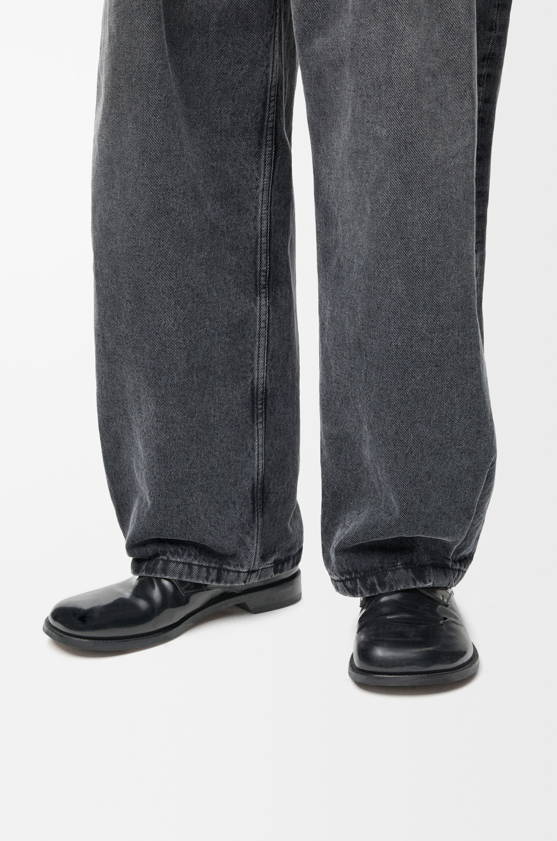 LOEWE カンポ ダービーシューズ ブラッシュドカーフ M815284X02_1100_1F.jpg?sw=512&