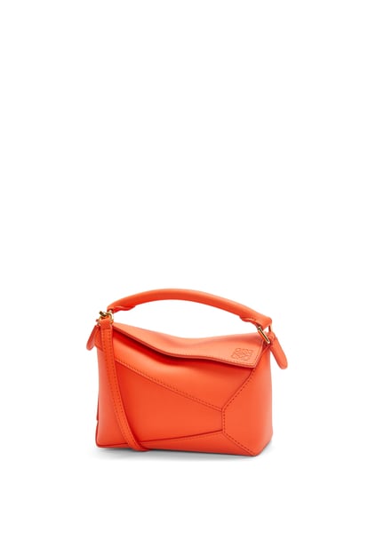 LOEWE Mini Puzzle bag in classic calfskin Vivid Orange