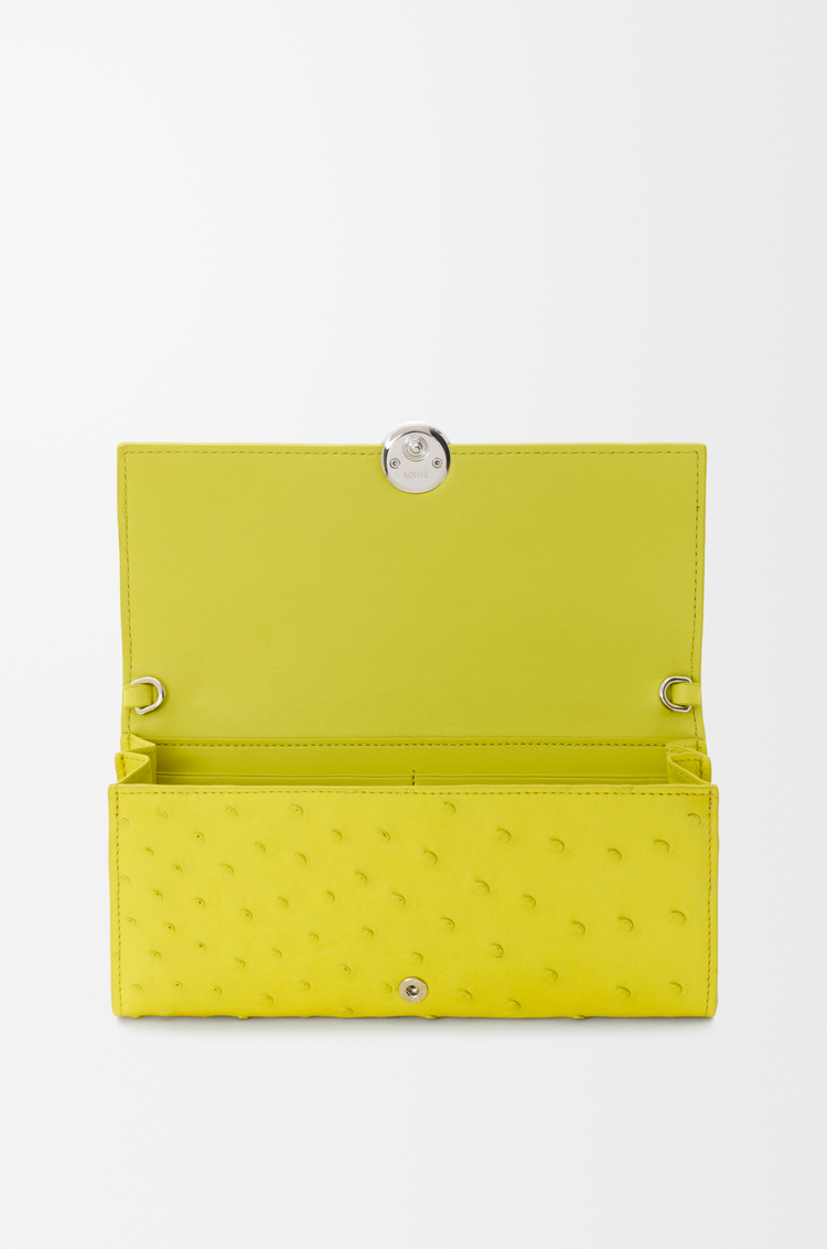 LOEWE Pebble wallet on chain in ostrich Lemon