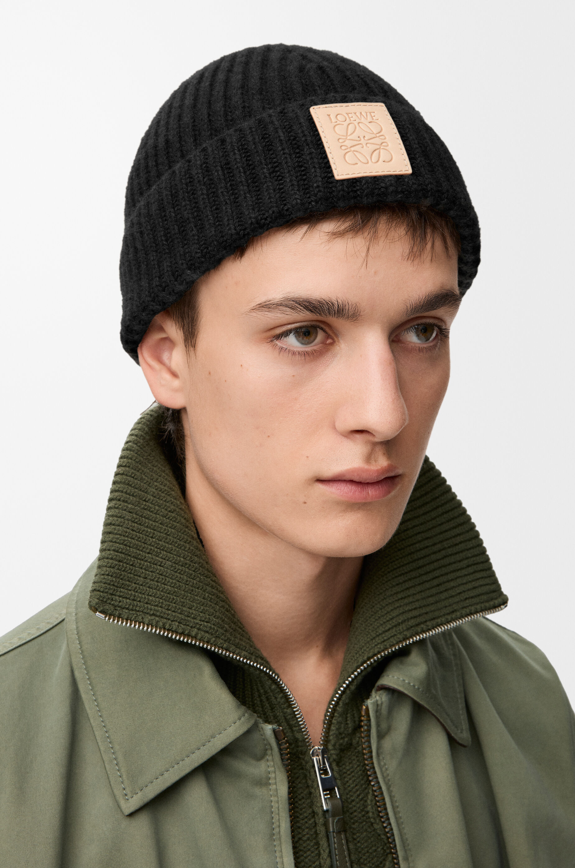 Beanie in cashmere Black - LOEWE USA Official Website
