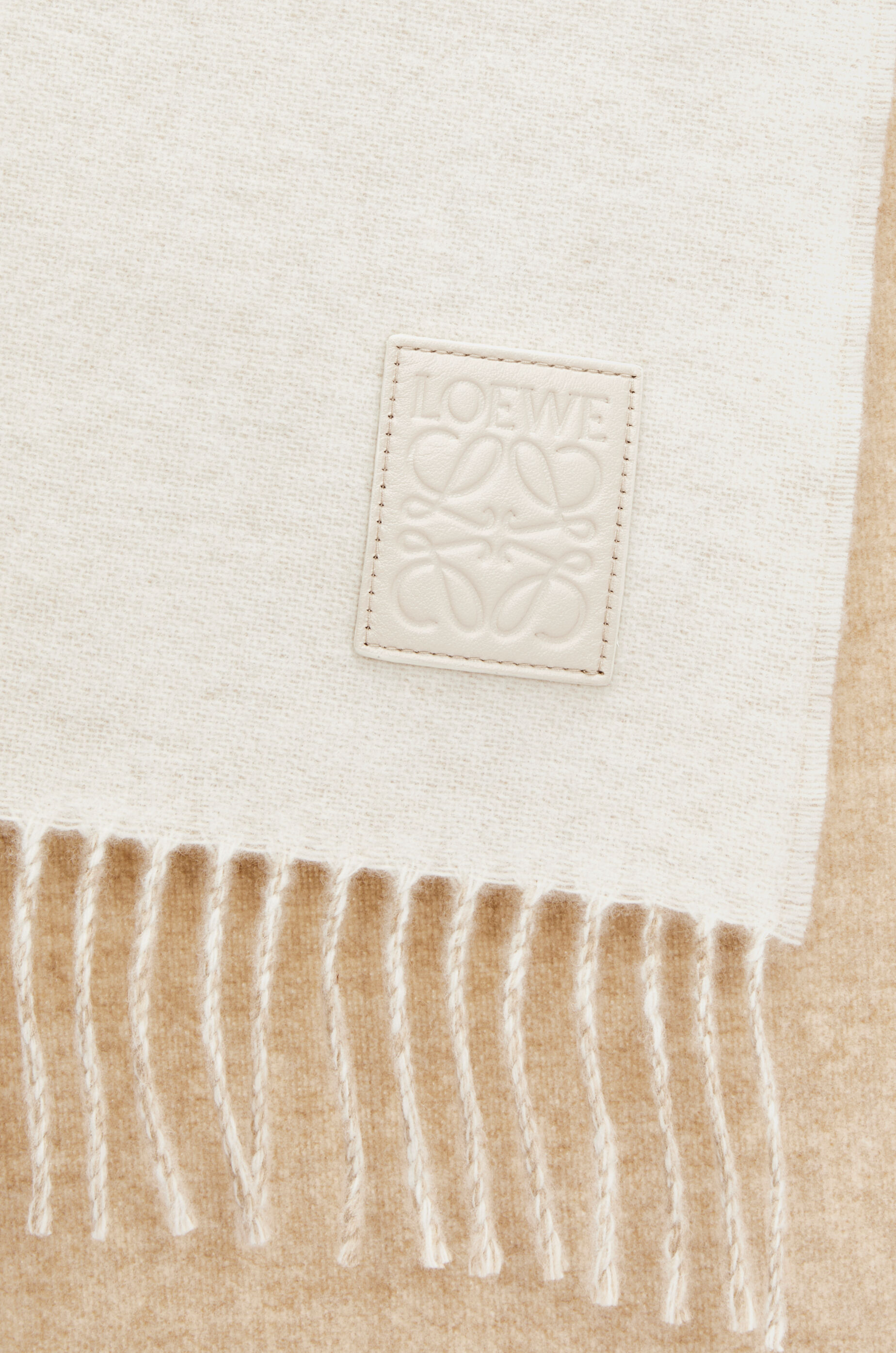Scarf in wool and cashmere Beige - LOEWE Scarf in wool and cashmere Beige - LOEWE