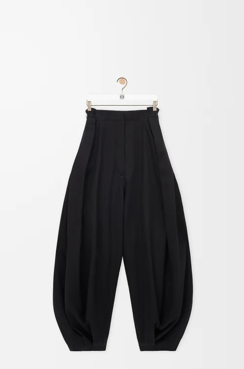 LOEWE Drapierte Hose aus Baumwolle und Seide Schwarz