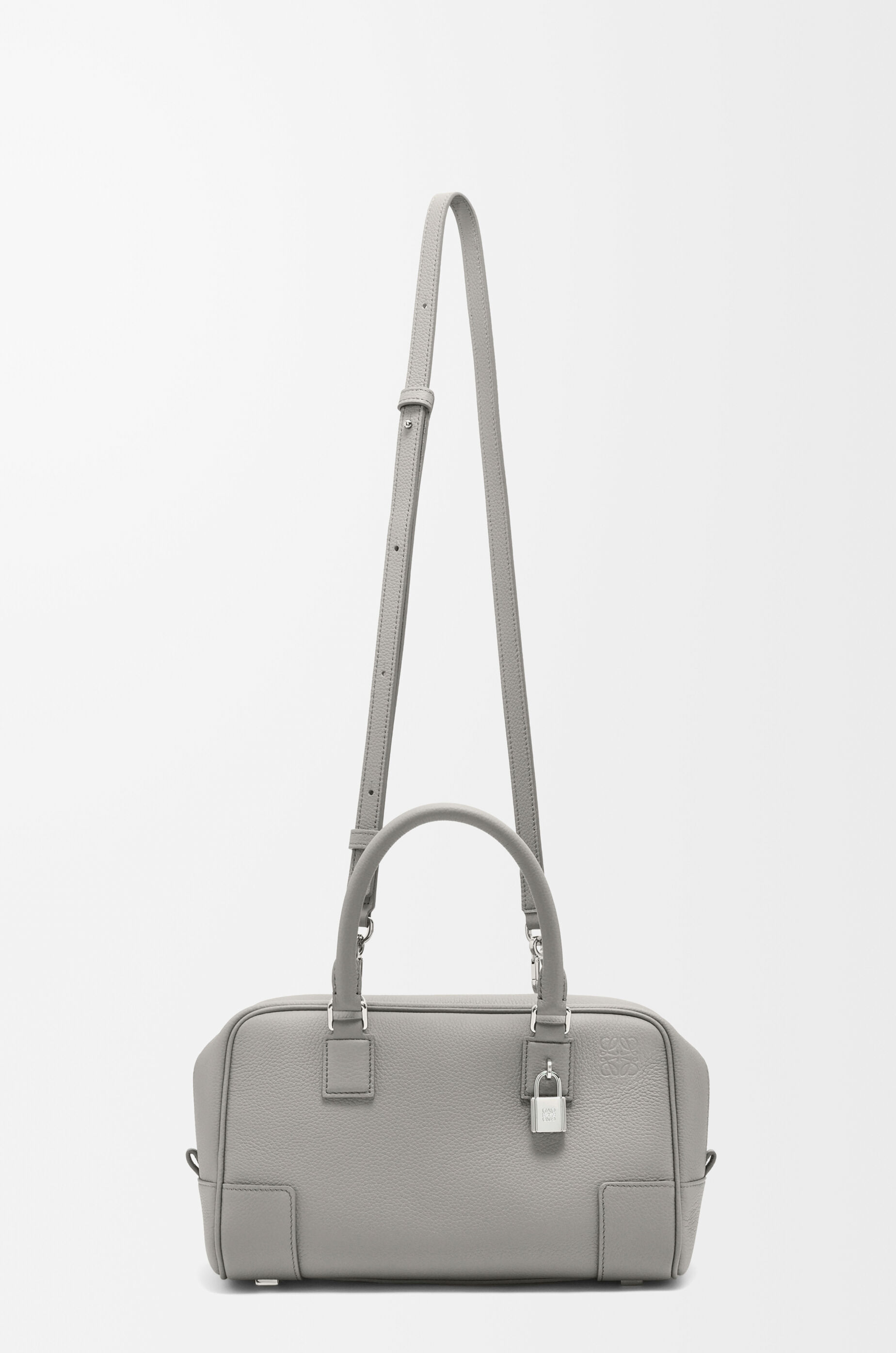 アマソナ23 バッグ（ソフトグレインカーフ） グレー - LOEWE