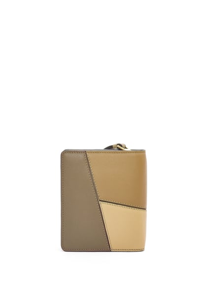 LOEWE Puzzle compact zip wallet in classic calfskin Clay Green/Butter plp_rd